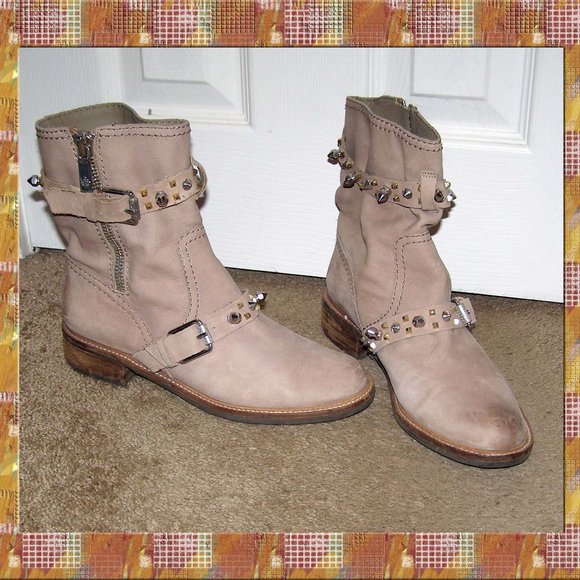 size 8.5 SAM EDELMAN Taupe/beige Leather Studded Biker Moto boots - Picture 1 of 15